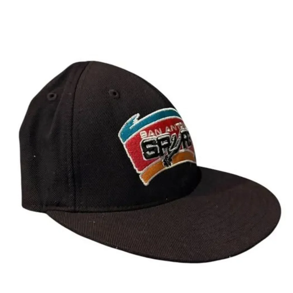 M&N Authentic San Antonio Spurs Hat 7 1/8 FITTED NBA Snapback